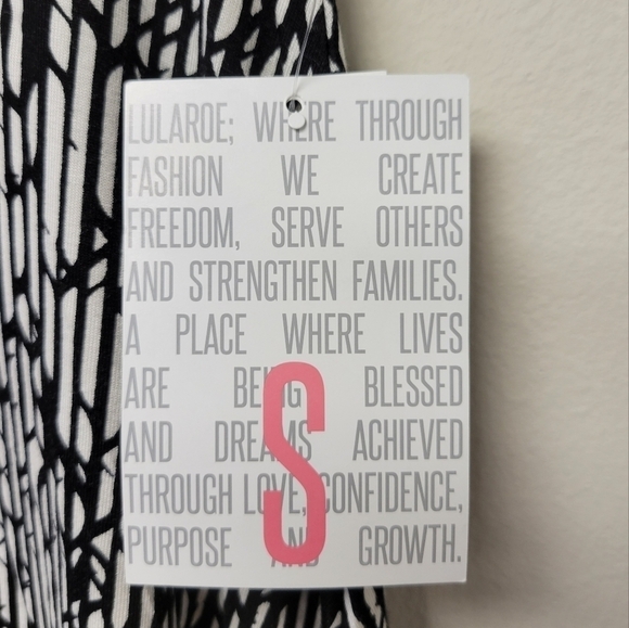 Lularoe Azure stripe A-line Skirt Black White Stripe S - Picture 4 of 9